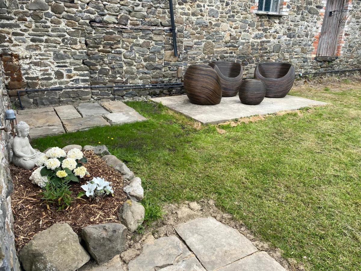 Pippin Lodge Llanwrda 外观 照片