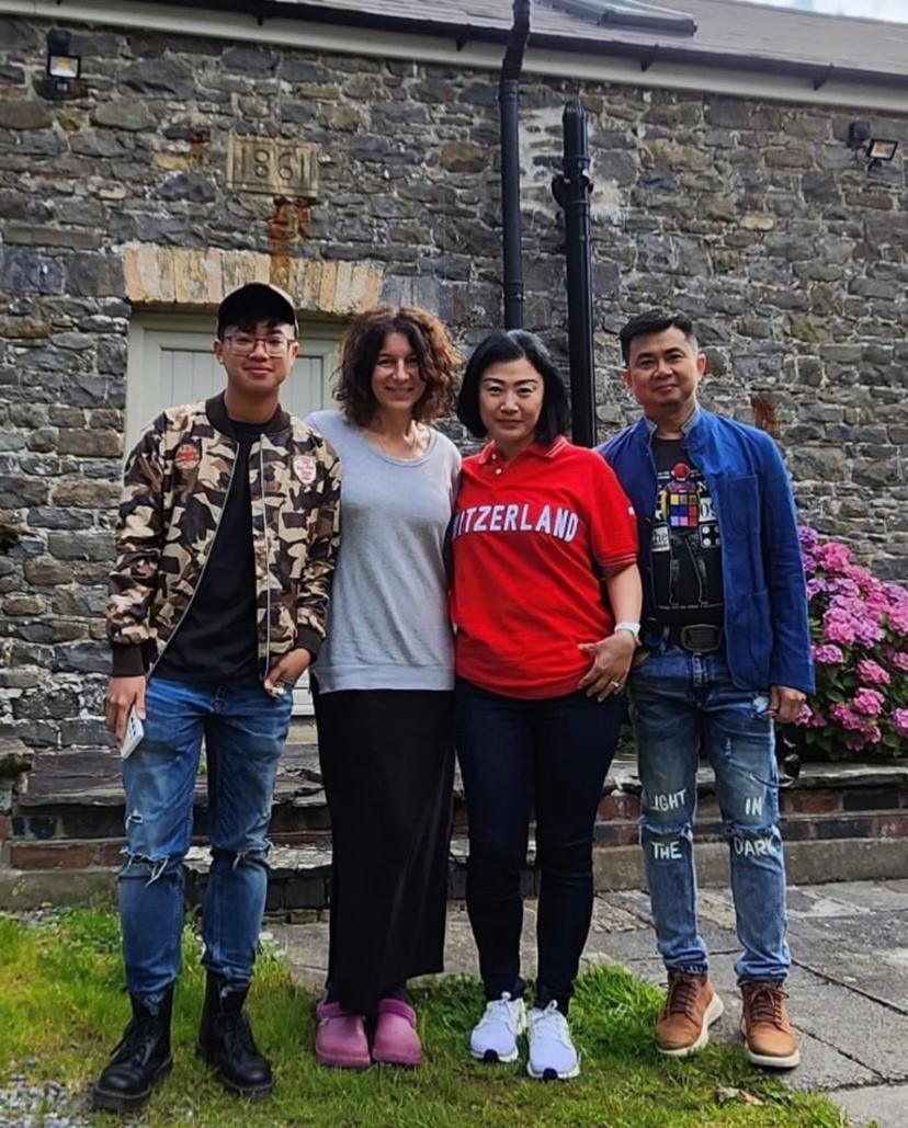 Pippin Lodge Llanwrda 外观 照片